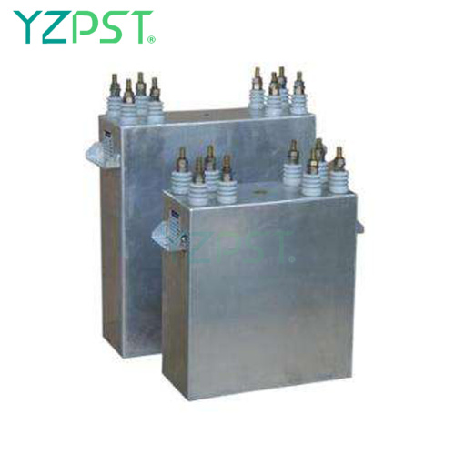 Medium frequency furnace resonant water cooled capacitor