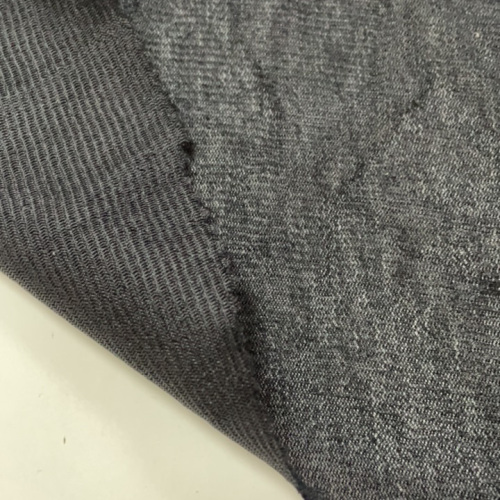 100%polyestertricot med OneSide Brush Knit Tyg