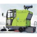 Electric sweeping and cleaning vehicle