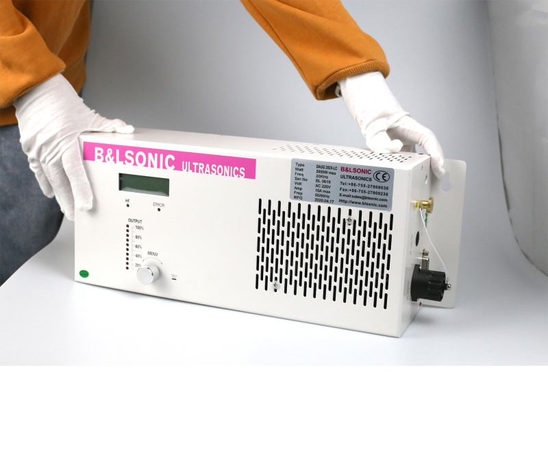 20kHz 2000W Automatic Frequency-Tracking Ultrasonic Digital Generator