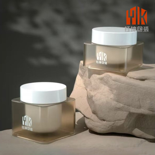 Tarro de crema facial esmerilada de doble capa de PET