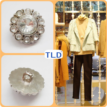 TLD silver flower shape buttons with rhinestone
