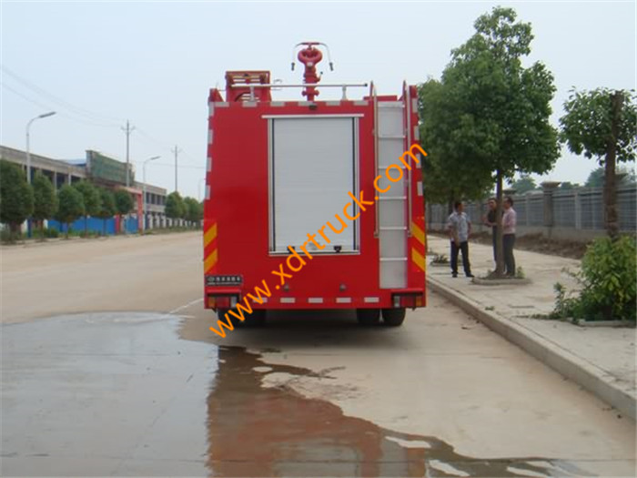 Water tender