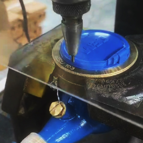 Máquina semiautomática de marcação por pontos de mesa Zixu com dispositivo de cilindro 140x80mm