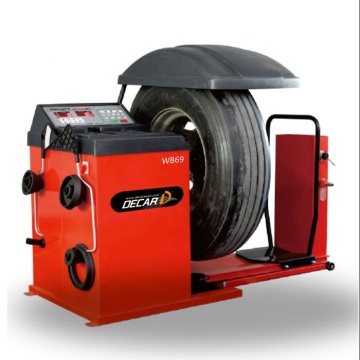 Decar Tire Changer and Wheel Balancer