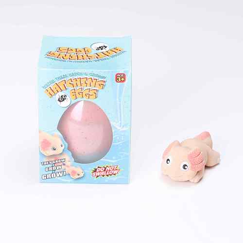 Водяные животные вылучают яйца игрушки