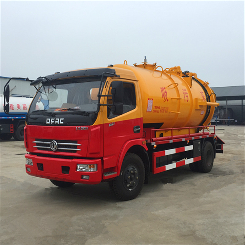 Dongfeng 4X2 5000L Vacuum Sewage Suction Tanker Truck