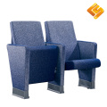 Компактное тканевое кресло для аудитории с подушкой