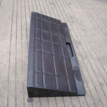 Portable Road Safety: Rubber Driveway Curb Ramps for Security