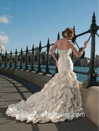 ivory hot sell mermaid strapless bridal couture