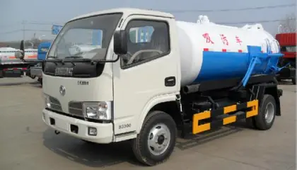 DONGFENG vacuum sewage suction truck
