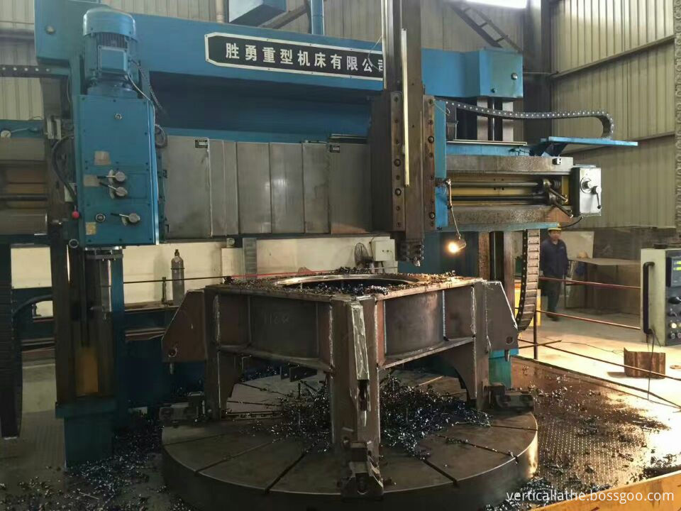Vertical lathe