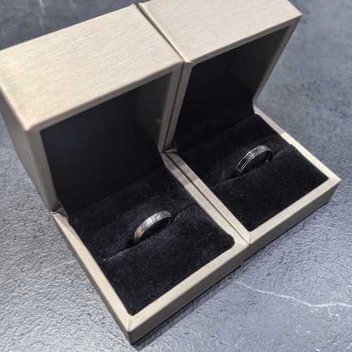 Тытанавыя кольцы - Вечныя аблігацыі