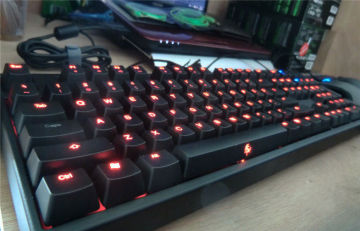 8.4mm Red / Blue Led Backlight Keyboard , Backlit Bluetooth Kyeboard For Lcd Moudle