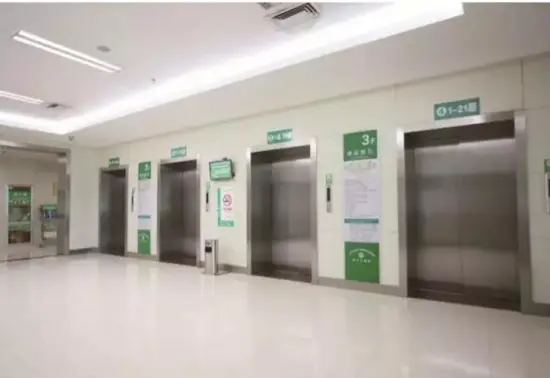 Hospital Bed Elevator For 21 Persons Capacity