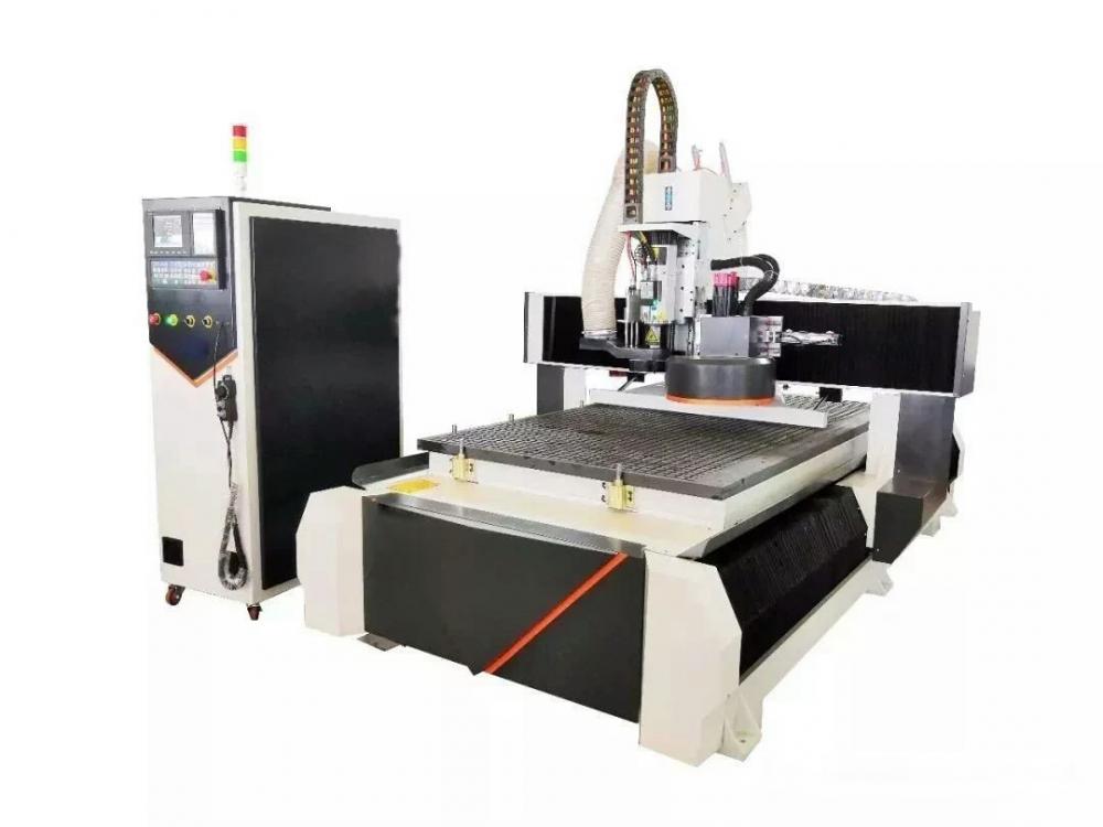 خزانة وآلة CNC Machine CNC