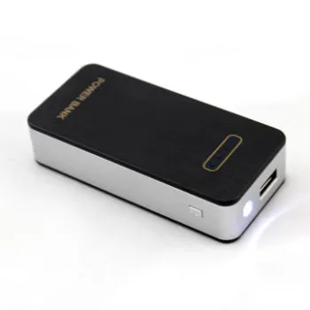 Latest Hot Selling New Power Bank with 4000/4400/5200mAh Capacity, LED Emergency Torch Function