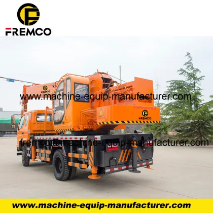 T-King Truck Crane with Five Hydraulic Outrigger
