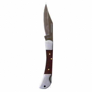 Folding Knife with Wooden Handle and 18.5cm Overall Length