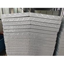 Стоманени дъски за пътеки в BIPV системи