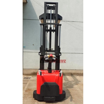 Full Electric Factory Outlet Pallet Stacker 2000kg Lift Forklift