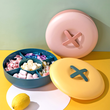 ナッツ、ドライフルーツ、お菓子のための創造的な小麦ストロープラスチック製の食物容器とトレイ