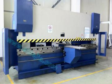 CNC Hydraulic Press Brake (PSH -400T/3200M)