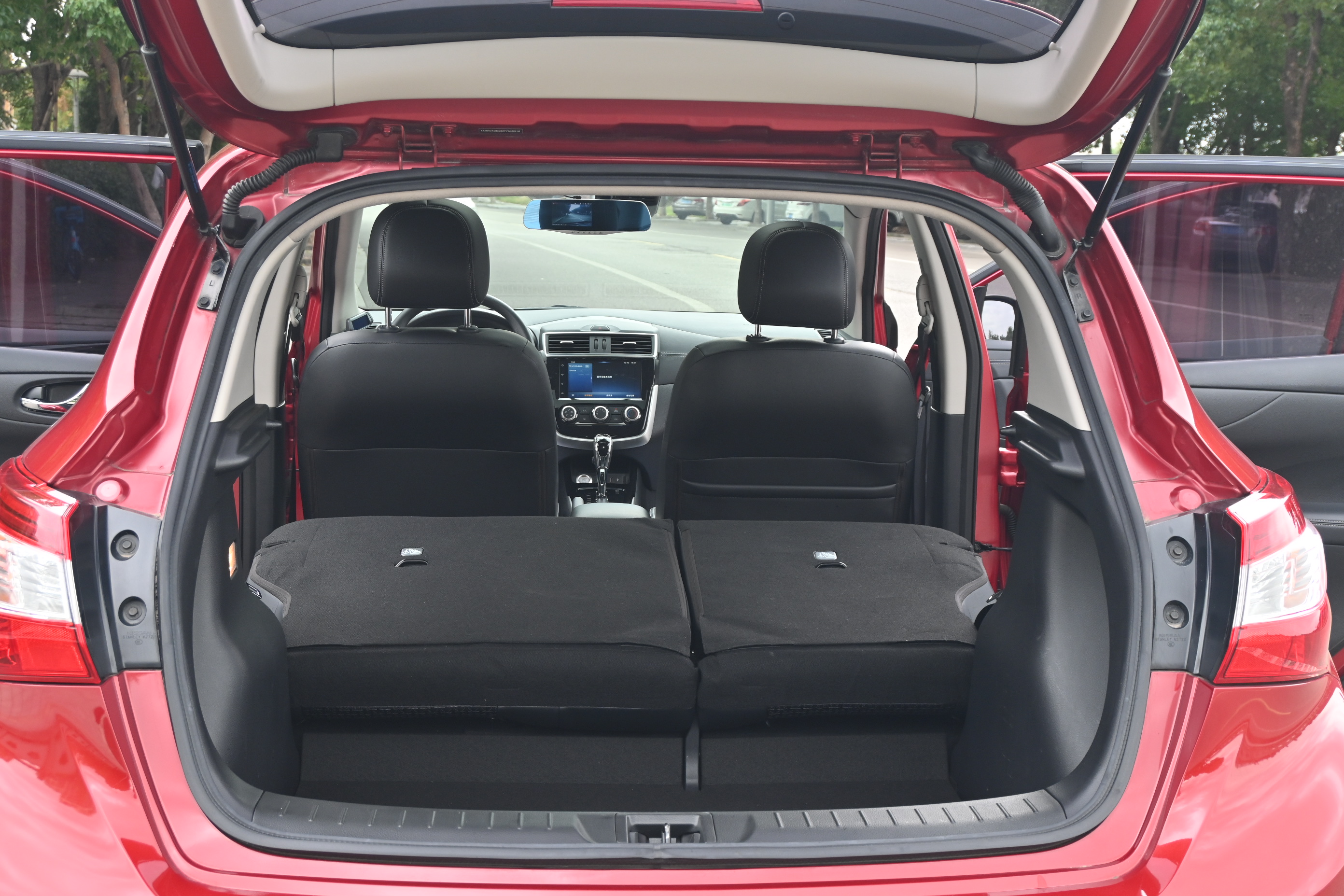 Nissan Tiida Smart Edition