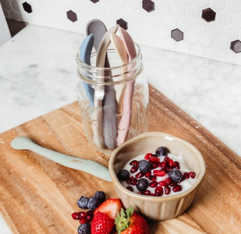 Compact Baby Food Spoon for Travel and Daily Use