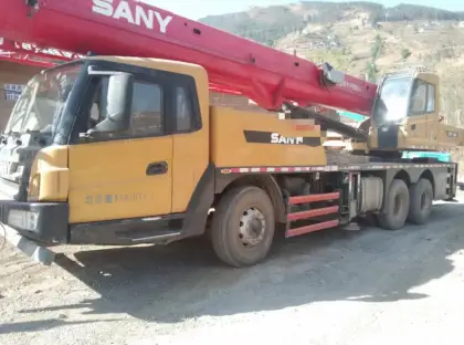 Reliable Used Truck Crane for Heavy Lifting