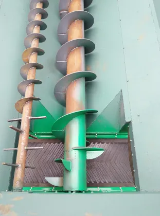 Hot Selling Diesel Feed Distributing Machine for Livestock Farms