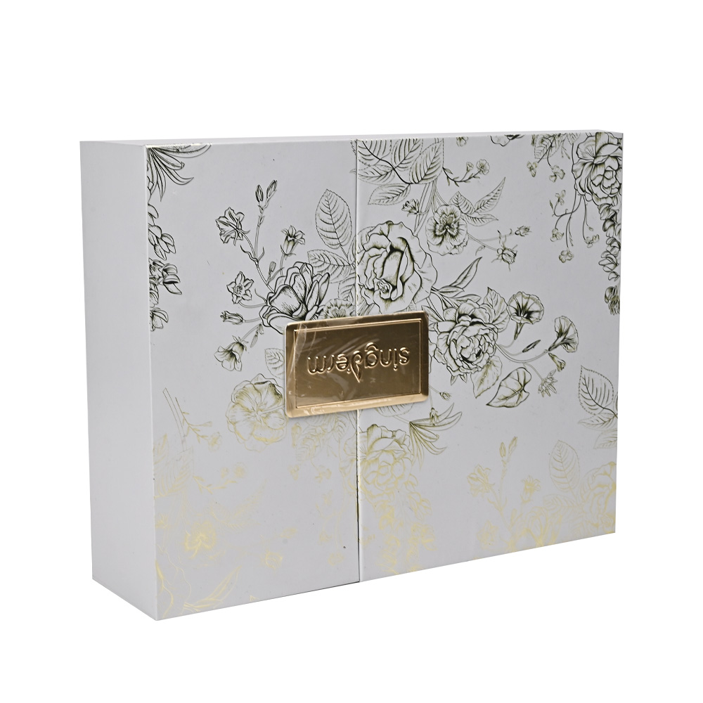 Open door packaging box
