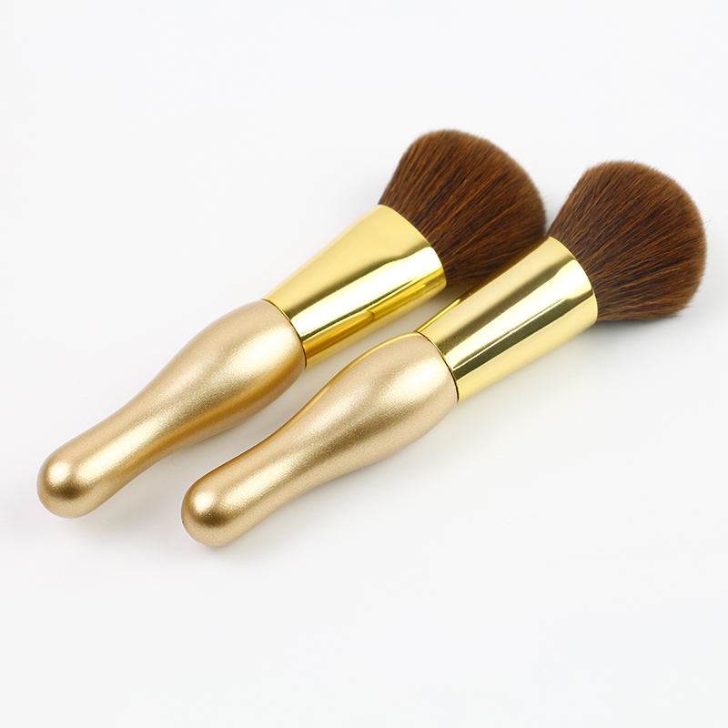 Mini flat top foundation powder brush