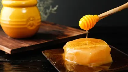 Natural Comb Honey Products From Honey Comb