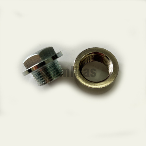 O2 Sauerstoffsensoradapterschweißung am Stempel