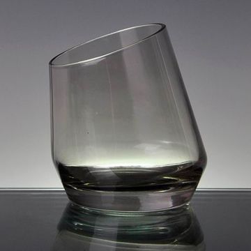 Special Type Whiskey Glass with 320mL Capacity, Measures 70 x 90 x 105mm