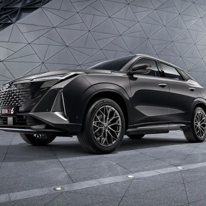 Changan Oushang Z6: A New Energy Electric Car Made in China