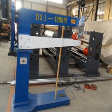 Electric semiautomatic paper stitching machine