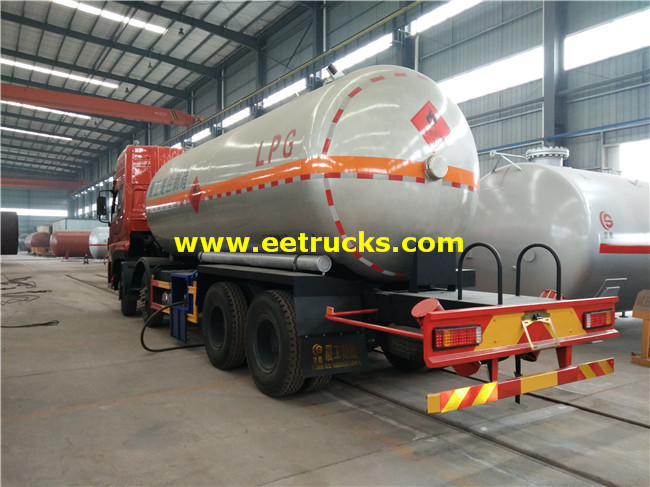 Propane Delivery Tanker Truck
