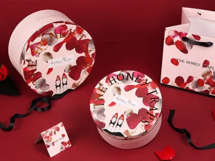 Round paper box for underwear packaging