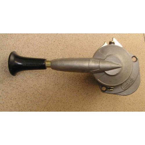 Kamaz hand brake valve961 701 1050