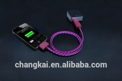 visible flowing cable