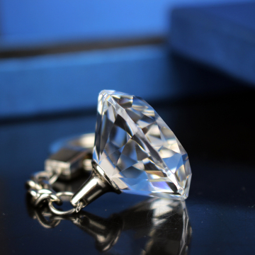 Custom Clear Diamond Crystal Keychain - Souvenir Gift