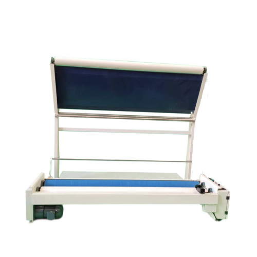 Intelligent fabric rolling machine