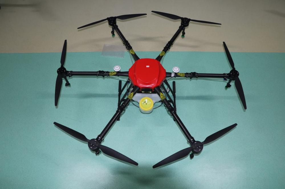16L Inteligência HD Controle de tela Agricultura Pulverizador de drones para uso agrícola corporal