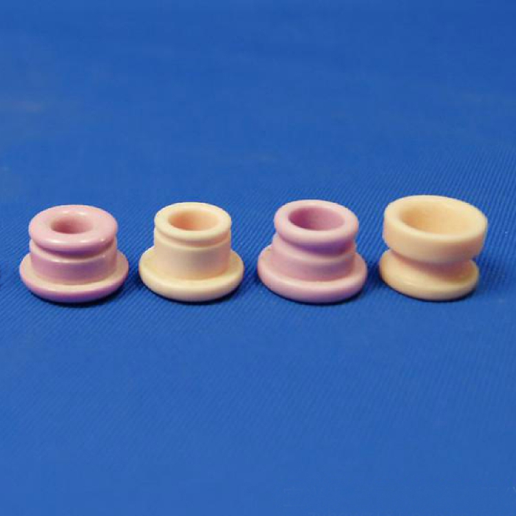 Grooved alumina ceramic eyelets guide