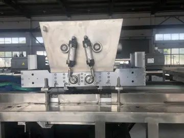 Two Shots Chocolate depositing Machinery Line