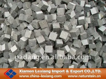 G685 Black Outdoor Paver Cubestone