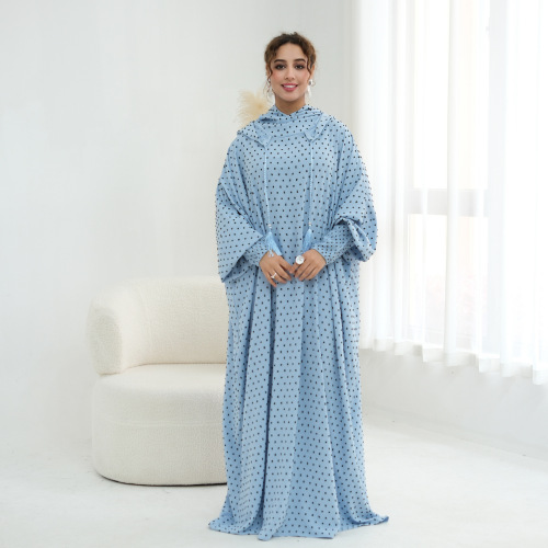 لباس کلاهدار کرپ ژاکارد آبایا با سرآستین جمع شده