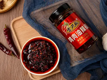 Carefully selected chili peppers pure and fragrant